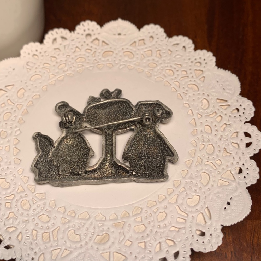 Whimsical Kenneth Cole Penguin Mailbox Holiday Brooch Pin - Picture 4 of 7